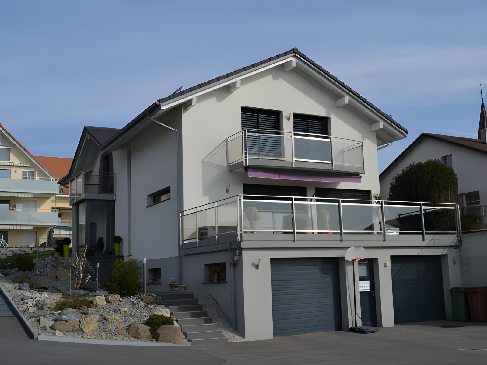 Villa contemporaine aux façades crépies